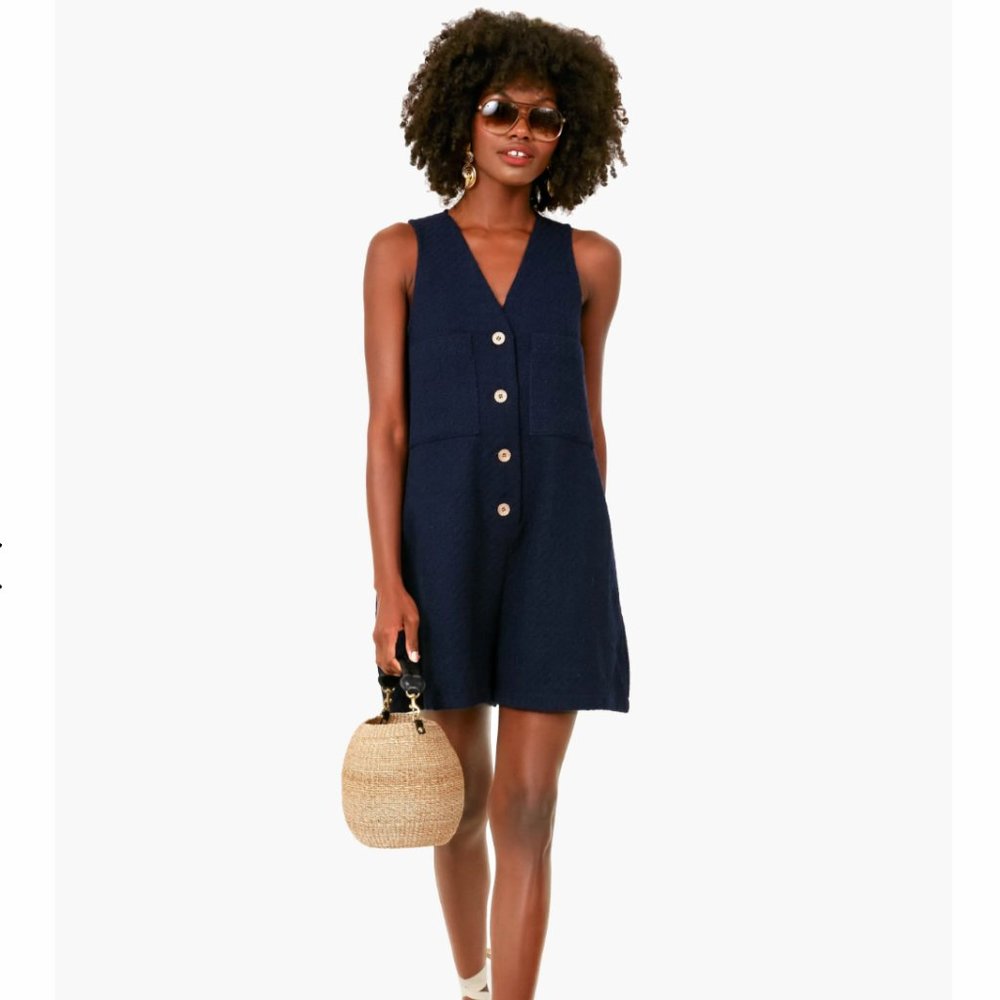 NWOT Tuckernuck Pomander Place Navy Textured Myla Romper, M